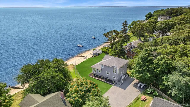 $2,699,999 | 5218 Peconic Bay Boulevard, Laurel, NY 11948