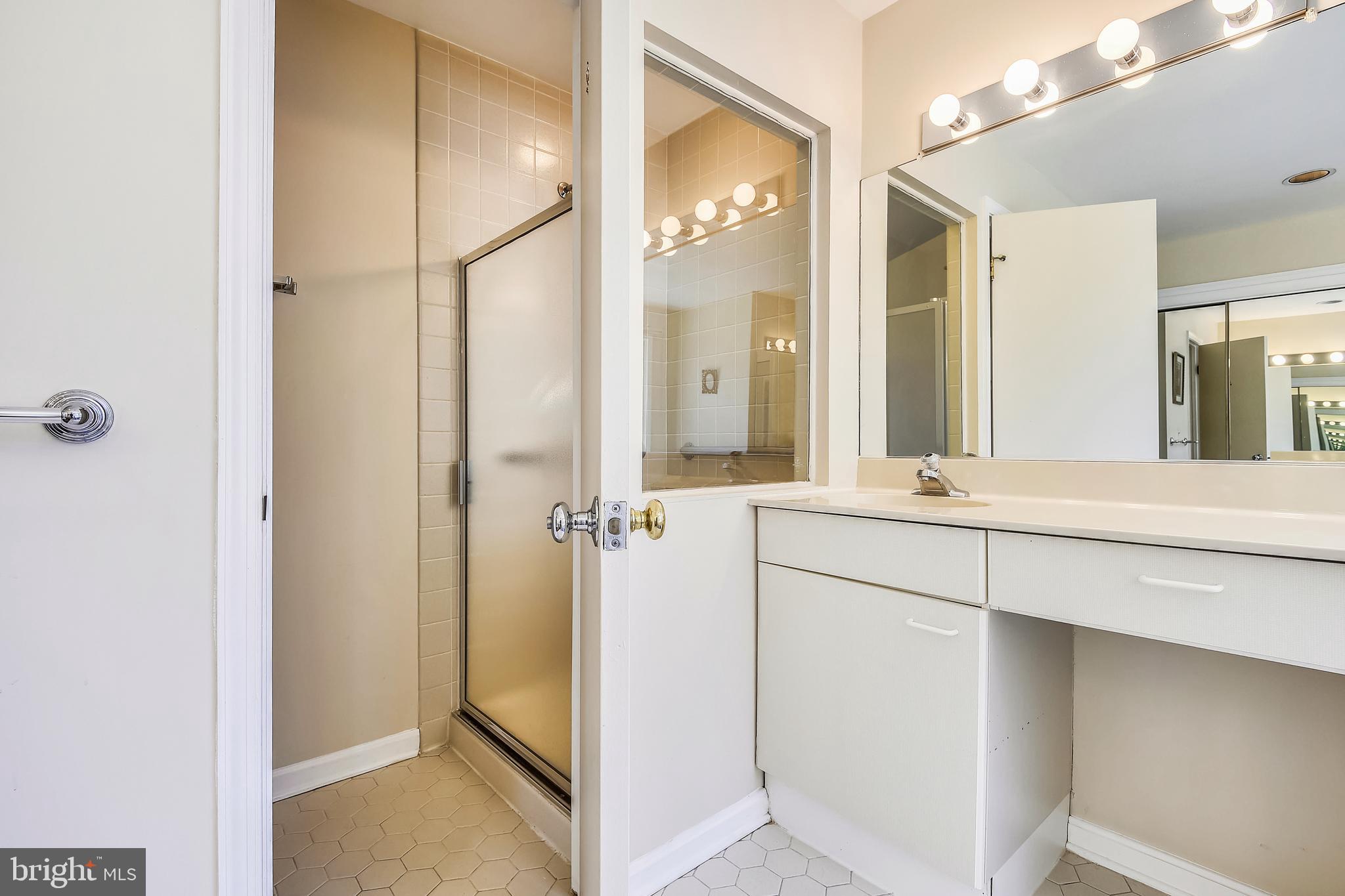 5 Spring House Road Lutherville-Timonium, MD 21093 - Photo 17 of 26 Master Bath
