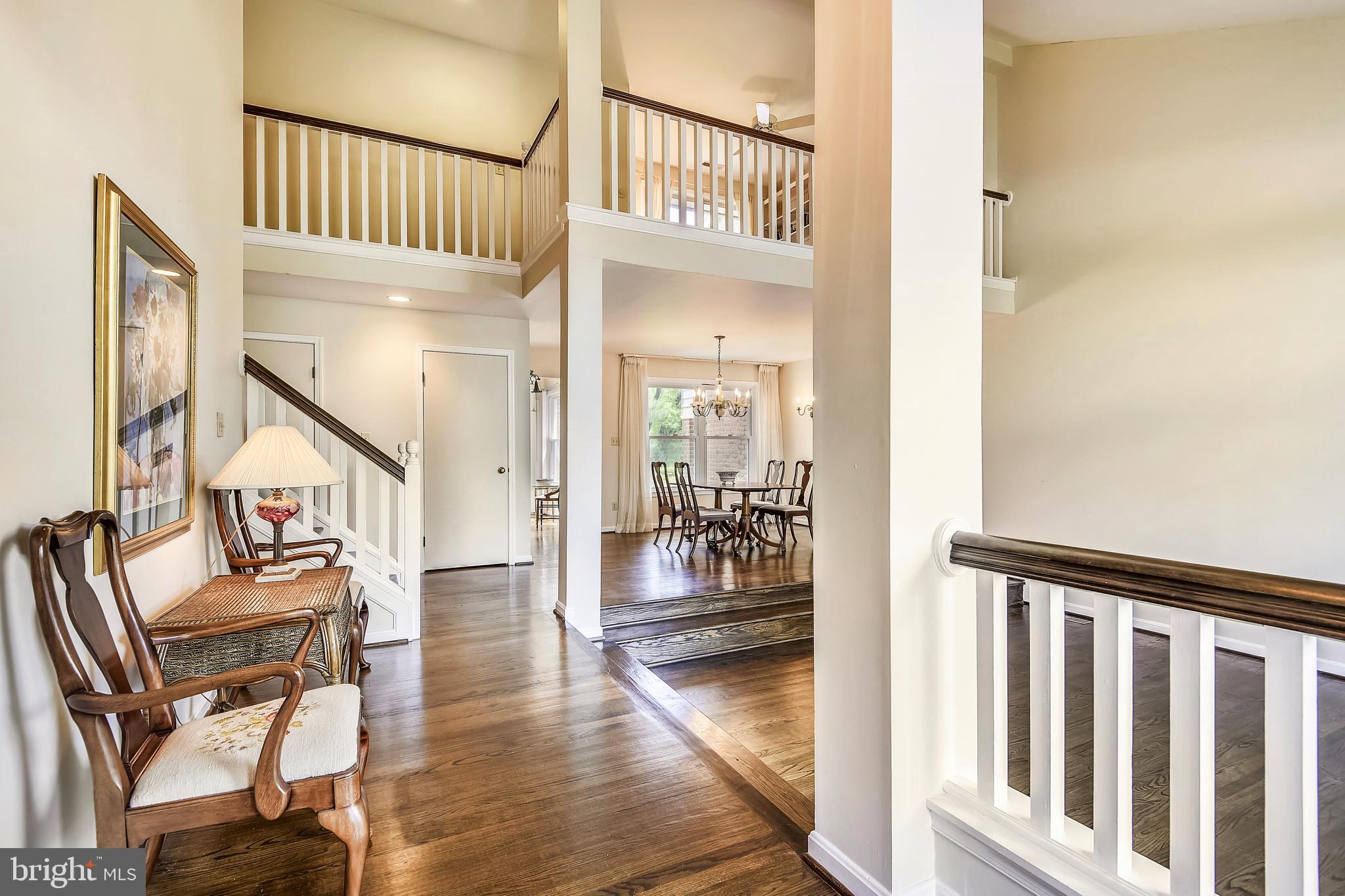 5 Spring House Road Lutherville-Timonium, MD 21093 - Photo 3 of 26 Foyer