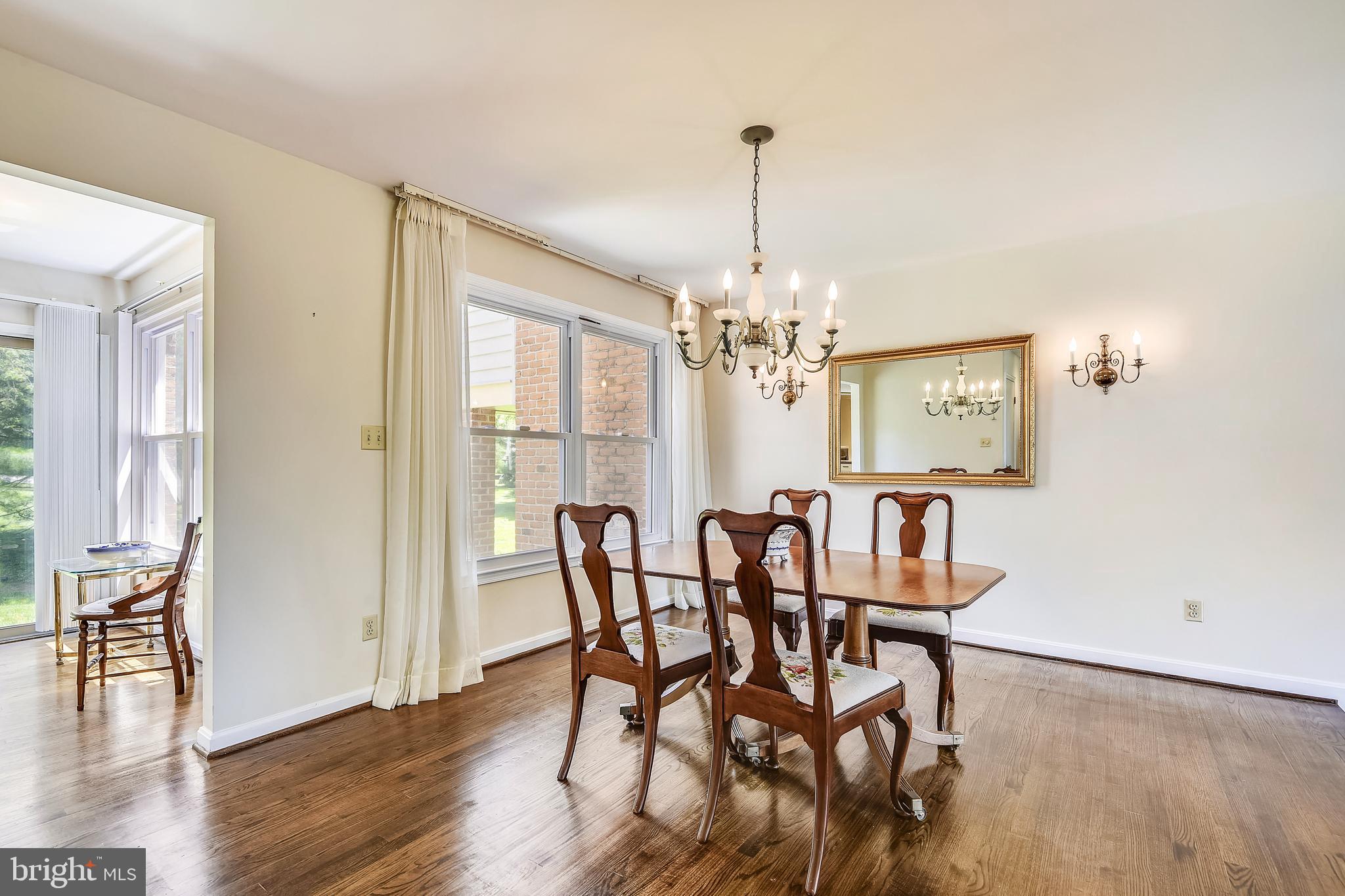 5 Spring House Road Lutherville-Timonium, MD 21093 - Photo 7 of 26 Dining Room