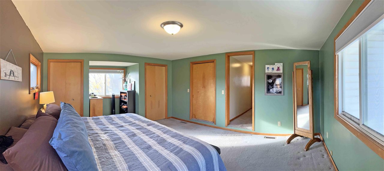 591 Keystone Road South Traverse City, MI 49696 - Photo 19 of 35 1897425-18.JPG