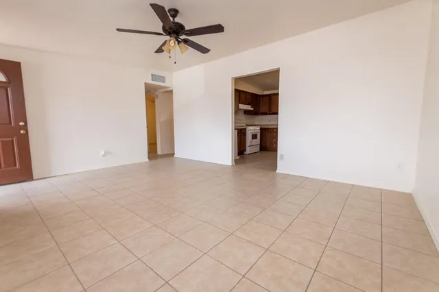 $900 | 3799 East Foothills Drive, Unit 10, Sierra Vista, AZ 85635