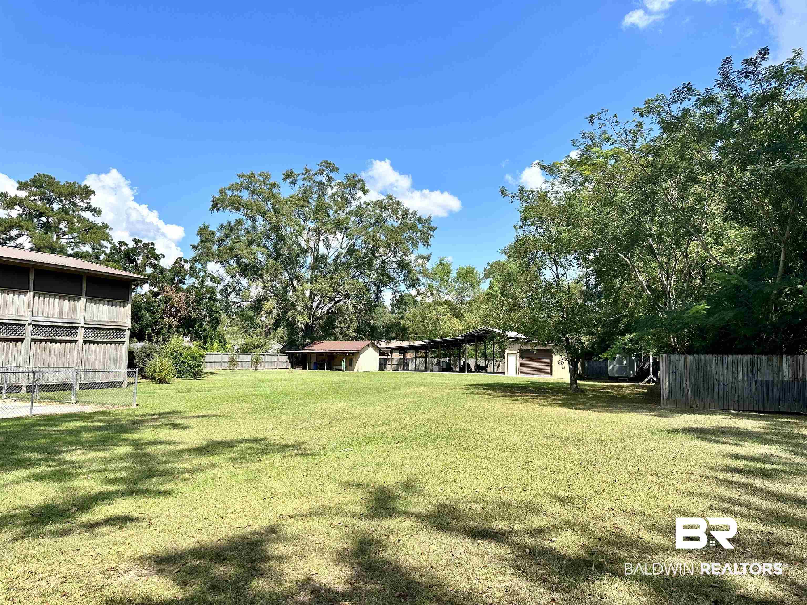 305 Terry Avenue Brewton, AL 36426 - Photo 21 of 38