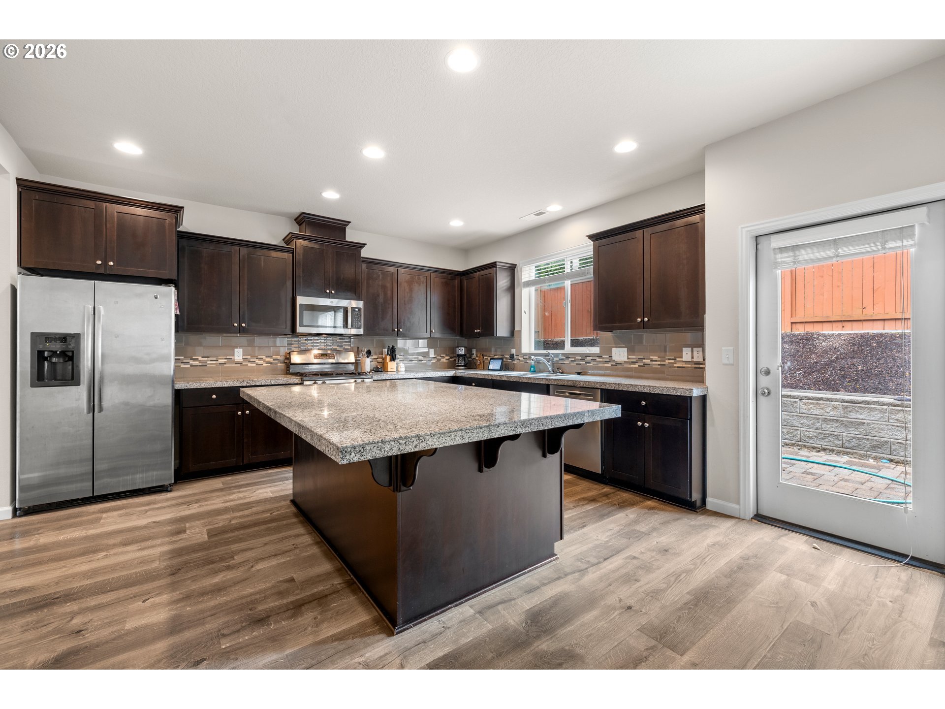 17256 Southeast Biscayne Street Damascus, OR 97089 - Photo 12 of 46 Kitchen
