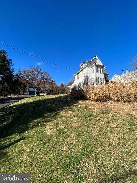 1127 Yorklyn Road Hockessin, DE 19707 - Photo 5 of 22 Gallery Image 5