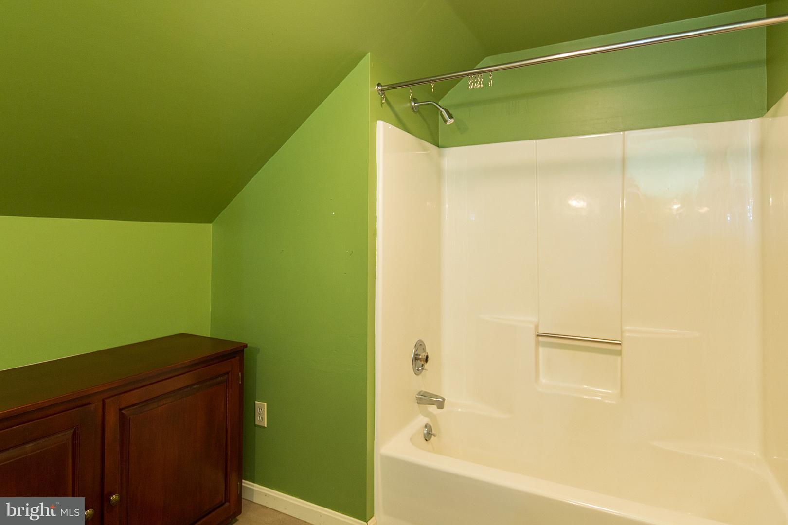 383 Stevens Road Stevens, PA 17578 - Photo 53 of 72 2nd Floor Full Bath