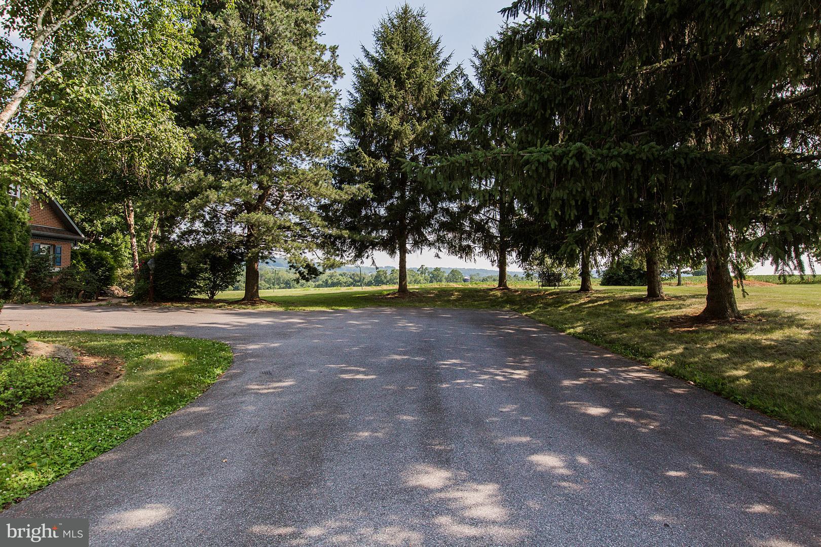 383 Stevens Road Stevens, PA 17578 - Photo 72 of 72 Driveway
