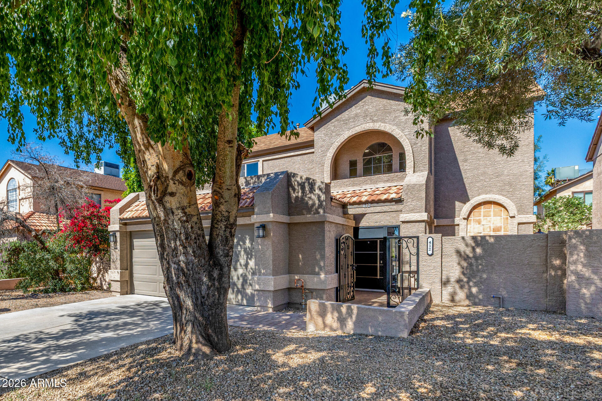 412 East Utopia Road Phoenix, AZ 85024 - Photo 1 of 29 05 - Utopia