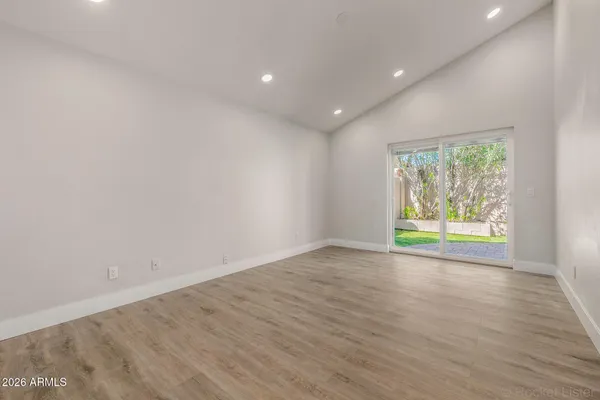$595,000 | 412 East Utopia Road, Phoenix, AZ 85024