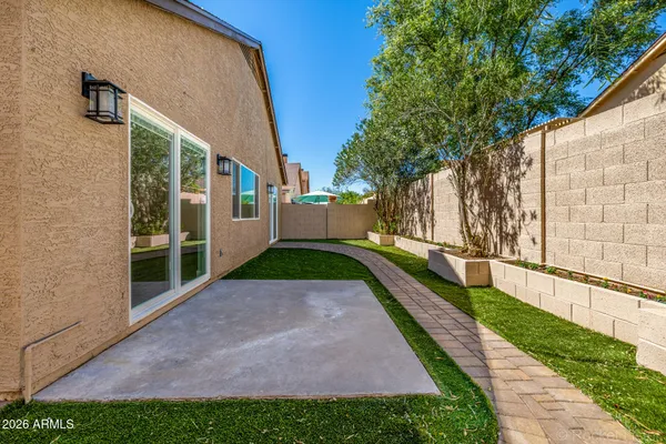 $595,000 | 412 East Utopia Road, Phoenix, AZ 85024