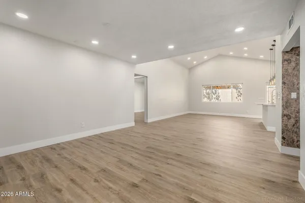 $595,000 | 412 East Utopia Road, Phoenix, AZ 85024