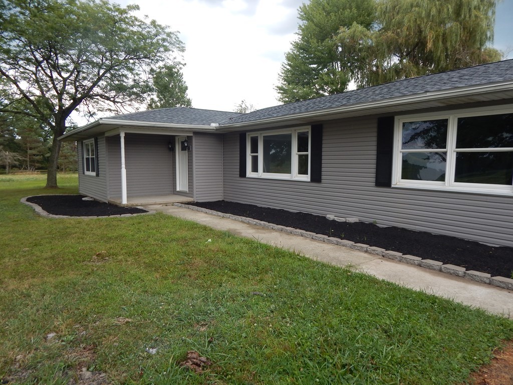 2594 Dry Lane Road North La Rue, OH 43332 - Photo 2 of 25