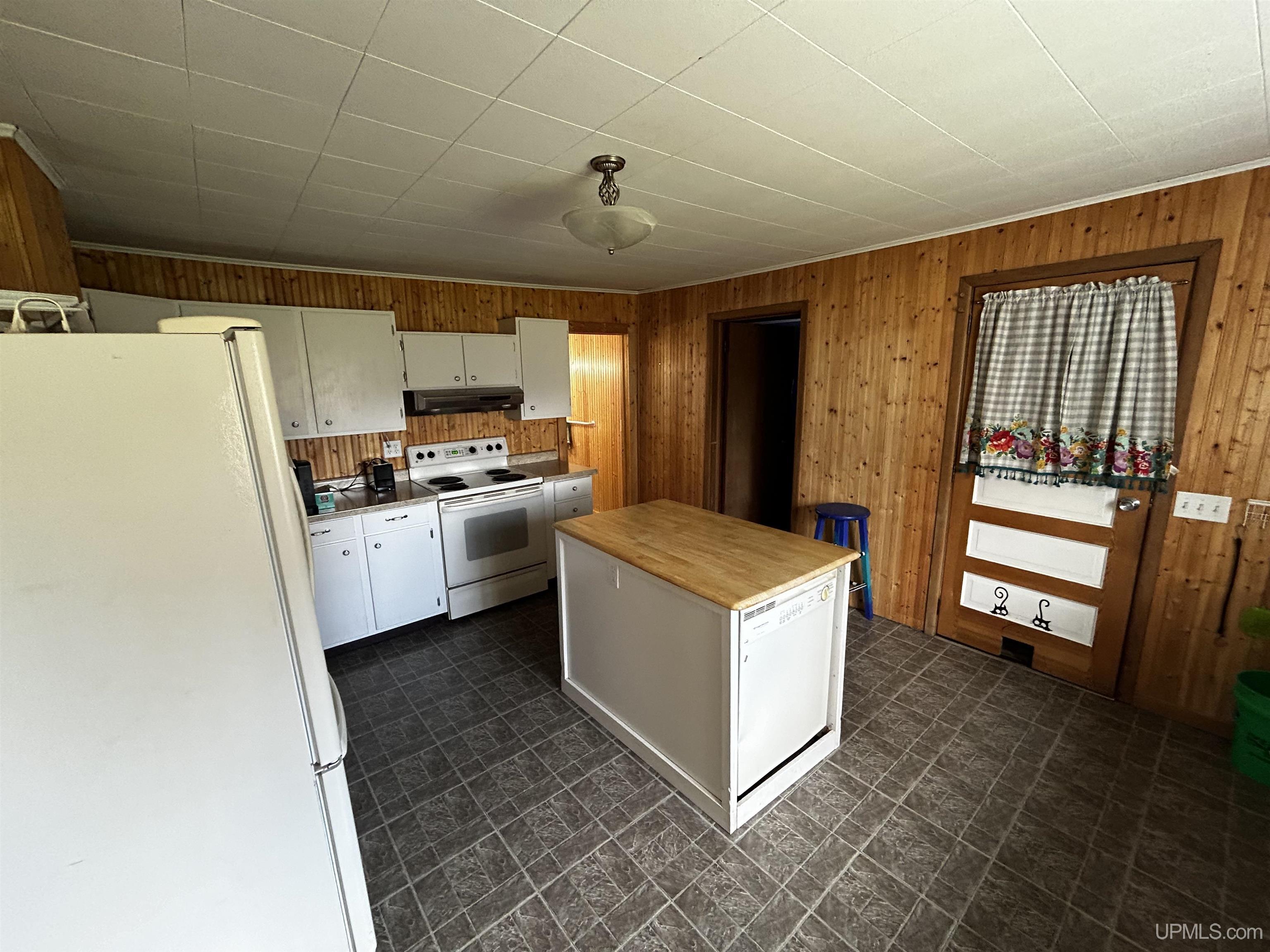 N11862 Rooni Lane Bessemer, MI 49911 - Photo 17 of 40 Gallery Image 17