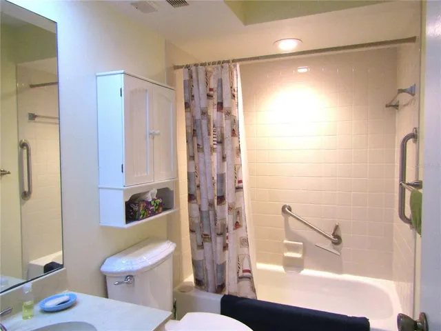 $189,000 | 4628 Ringwood Meadow, Unit 26, Sarasota, FL 34235