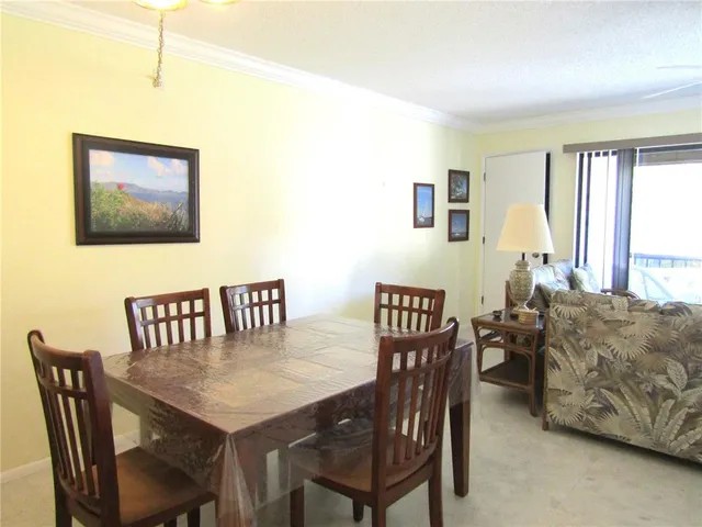 $189,000 | 4628 Ringwood Meadow, Unit 26, Sarasota, FL 34235