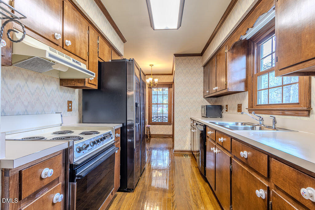4403 Valley Forge Road Durham, NC 27705 - Photo 4 of 29 0S3A8658-HDR-2