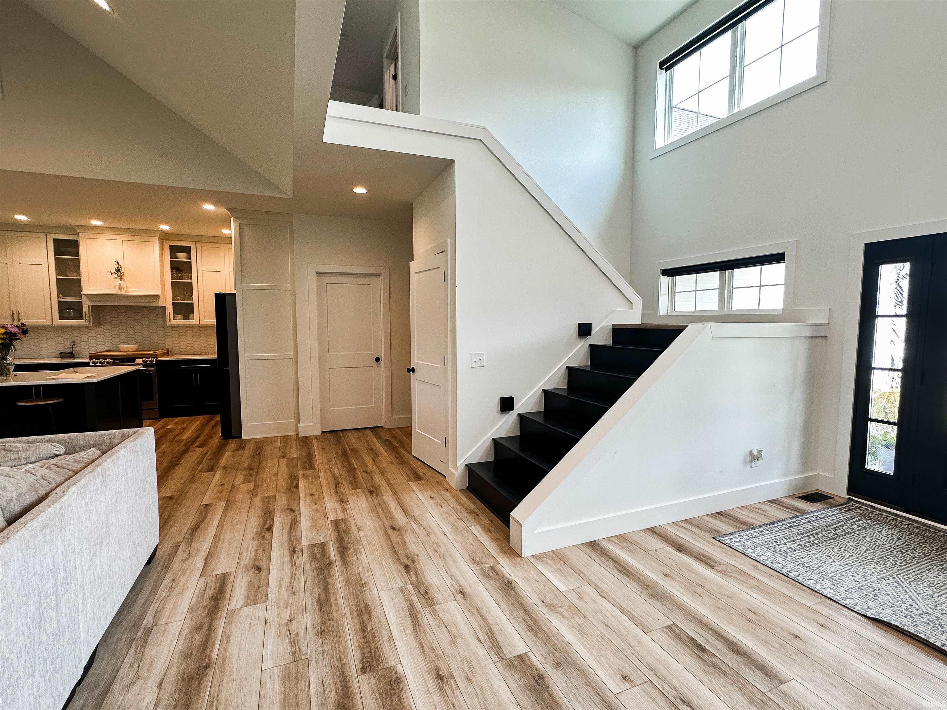 2421 Lucy Lane Bedford, IN 47421 - Photo 2 of 15