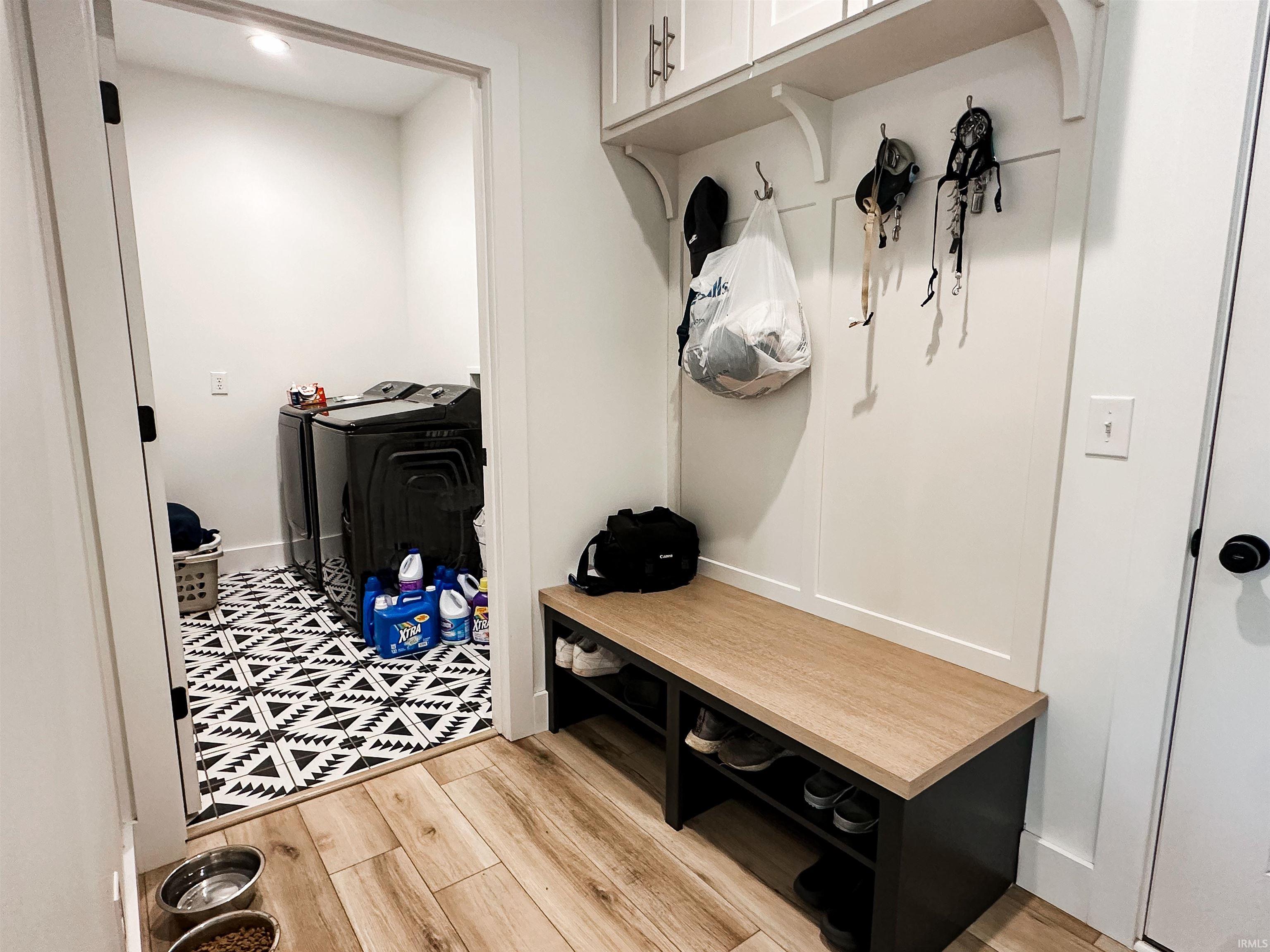 2421 Lucy Lane Bedford, IN 47421 - Photo 4 of 15