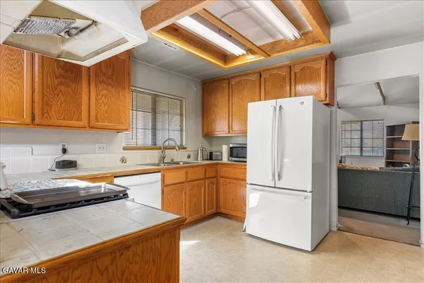 $290,000 | 30040 Jamaica Dunes Drive, Tehachapi, CA 93561