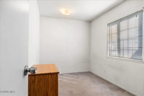 $290,000 | 30040 Jamaica Dunes Drive, Tehachapi, CA 93561