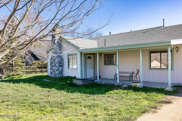 $290,000 | 30040 Jamaica Dunes Drive, Tehachapi, CA 93561