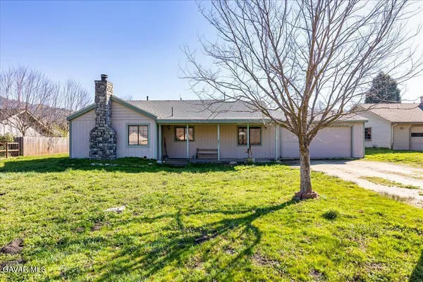 $290,000 | 30040 Jamaica Dunes Drive, Tehachapi, CA 93561
