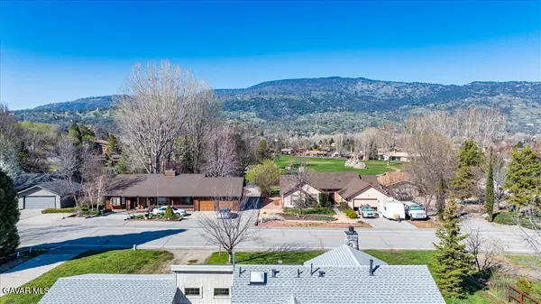 $290,000 | 30040 Jamaica Dunes Drive, Tehachapi, CA 93561