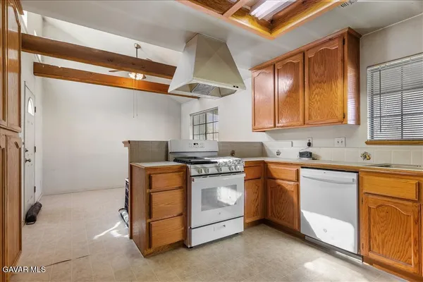 $290,000 | 30040 Jamaica Dunes Drive, Tehachapi, CA 93561