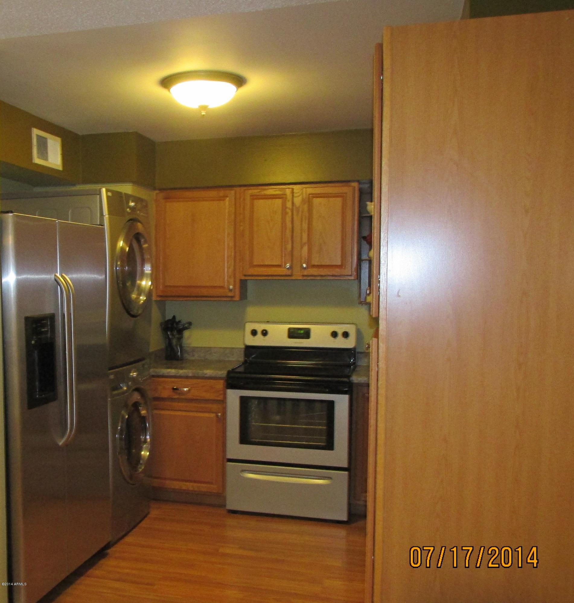 725 South Power Road, Unit 218 Mesa, AZ 85206 - Photo 3 of 14 StainlessSteel_Appliances