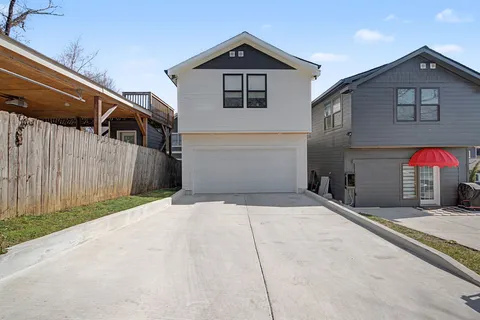 $1,075,000 | 1320 B Lischey Avenue, Nashville, TN 37207