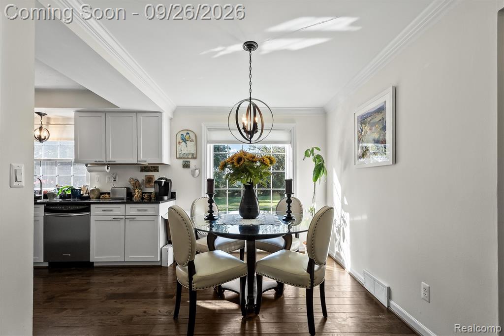 411 Maplehill Road Rochester Hills, MI 48306 - Photo 14 of 31 Gallery Image 14