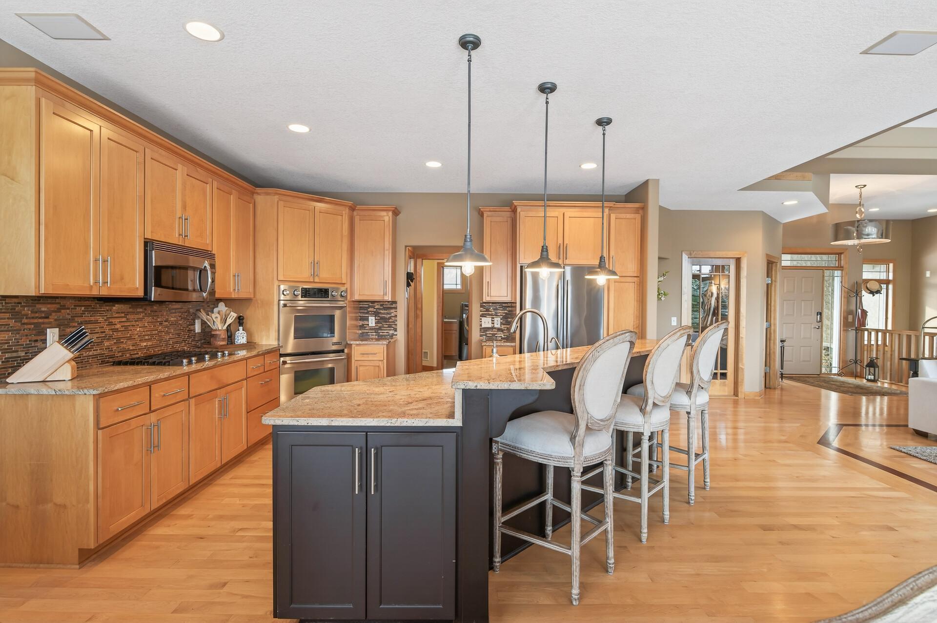 21115 Ridgewood Trail Lakeville, MN 55044 - Photo 12 of 45