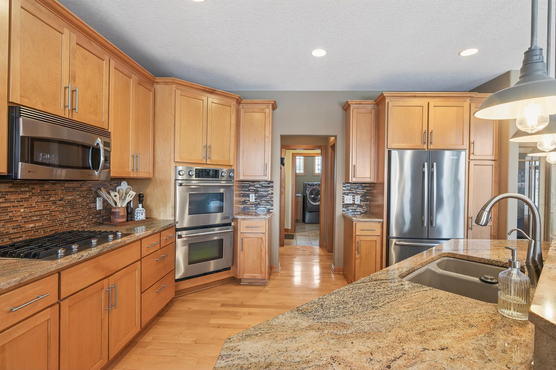 21115 Ridgewood Trail Lakeville, MN 55044 - Photo 13 of 45