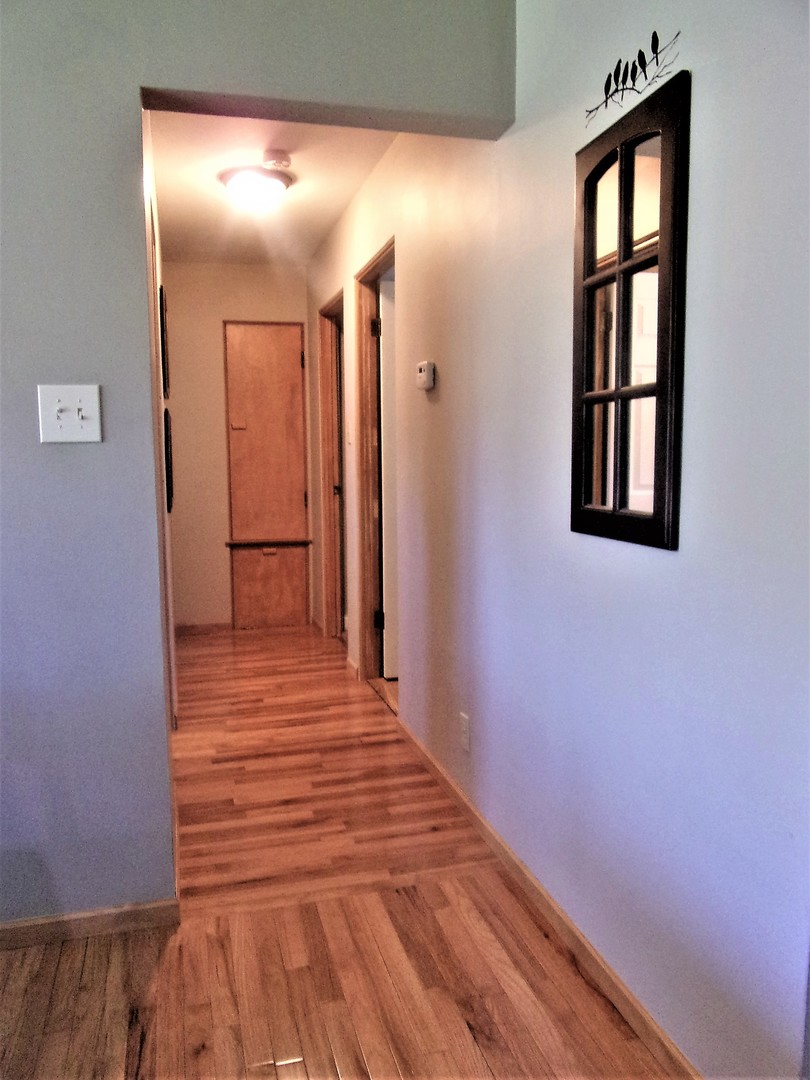 908 Westminster Road Joliet, IL 60435 - Photo 18 of 37