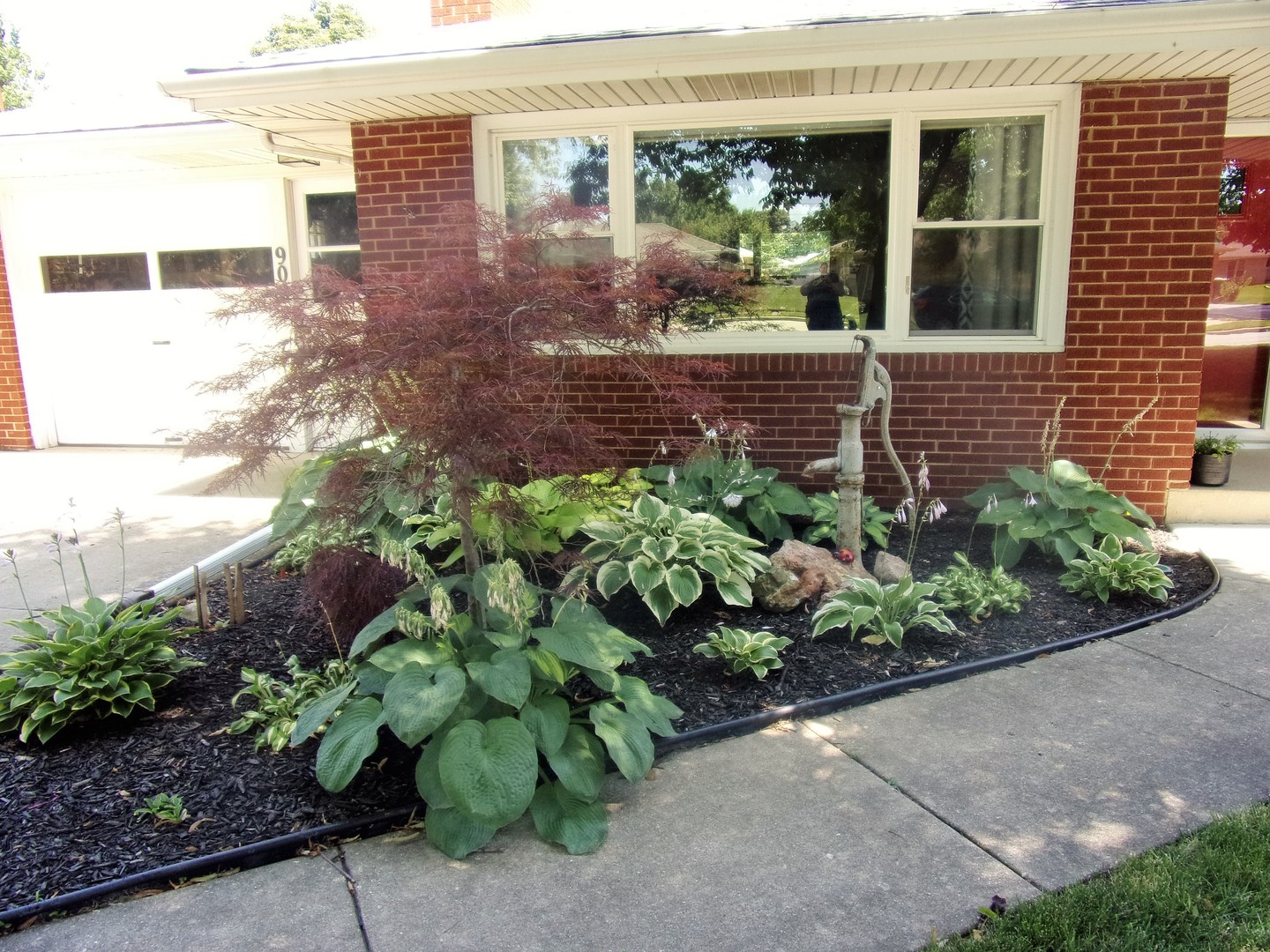 908 Westminster Road Joliet, IL 60435 - Photo 3 of 37