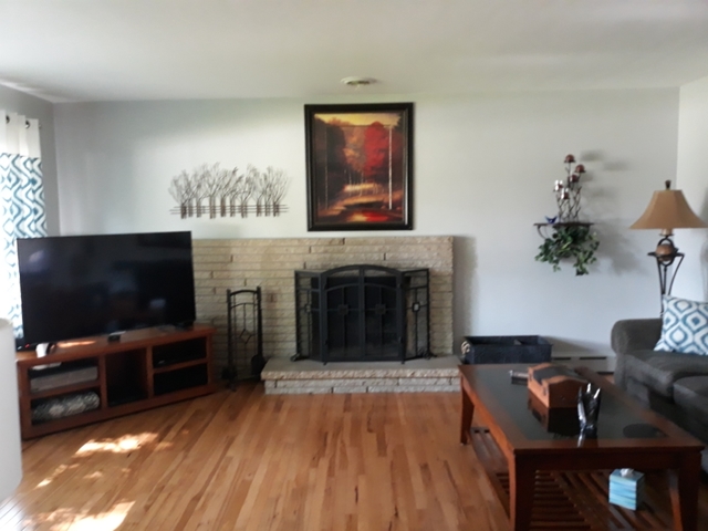 908 Westminster Road Joliet, IL 60435 - Photo 6 of 37