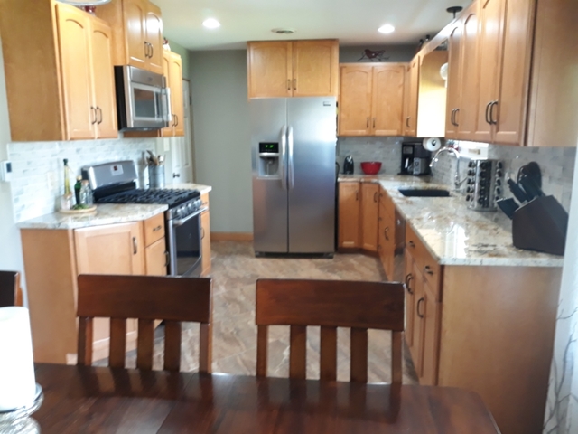 908 Westminster Road Joliet, IL 60435 - Photo 10 of 37