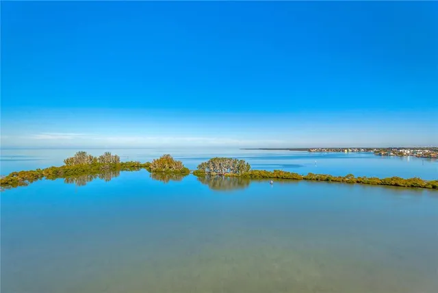 $235,000 | 5915 Sea Ranch Drive, Unit 805, Hudson, FL 34667