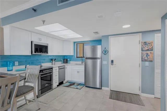 $235,000 | 5915 Sea Ranch Drive, Unit 805, Hudson, FL 34667