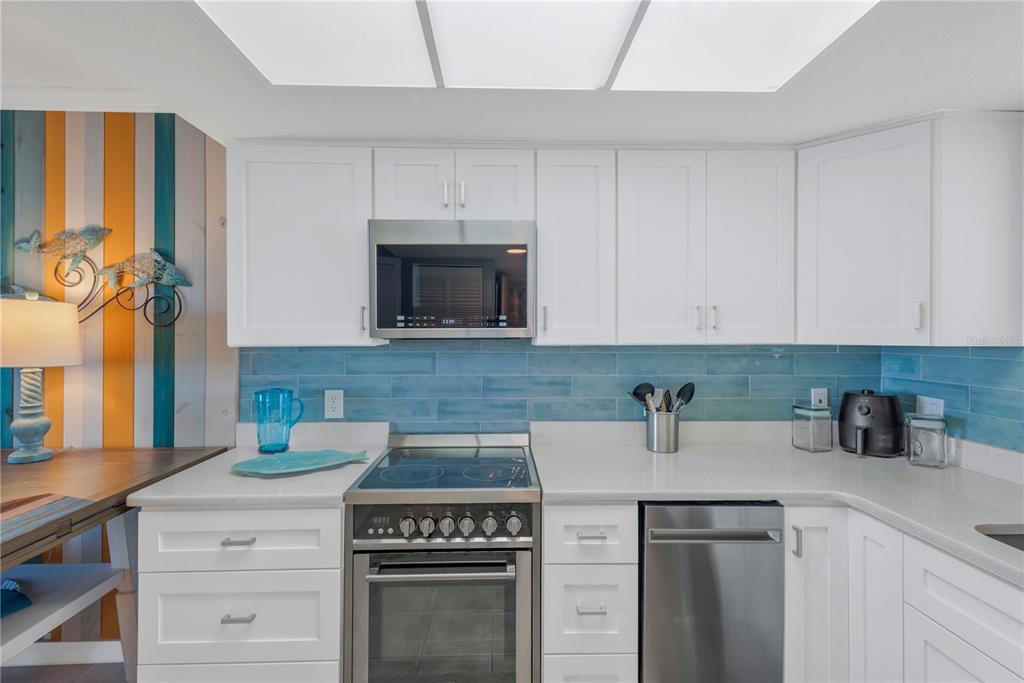 5915 Sea Ranch Drive, Unit 805 Hudson, FL 34667 - Photo 4 of 40