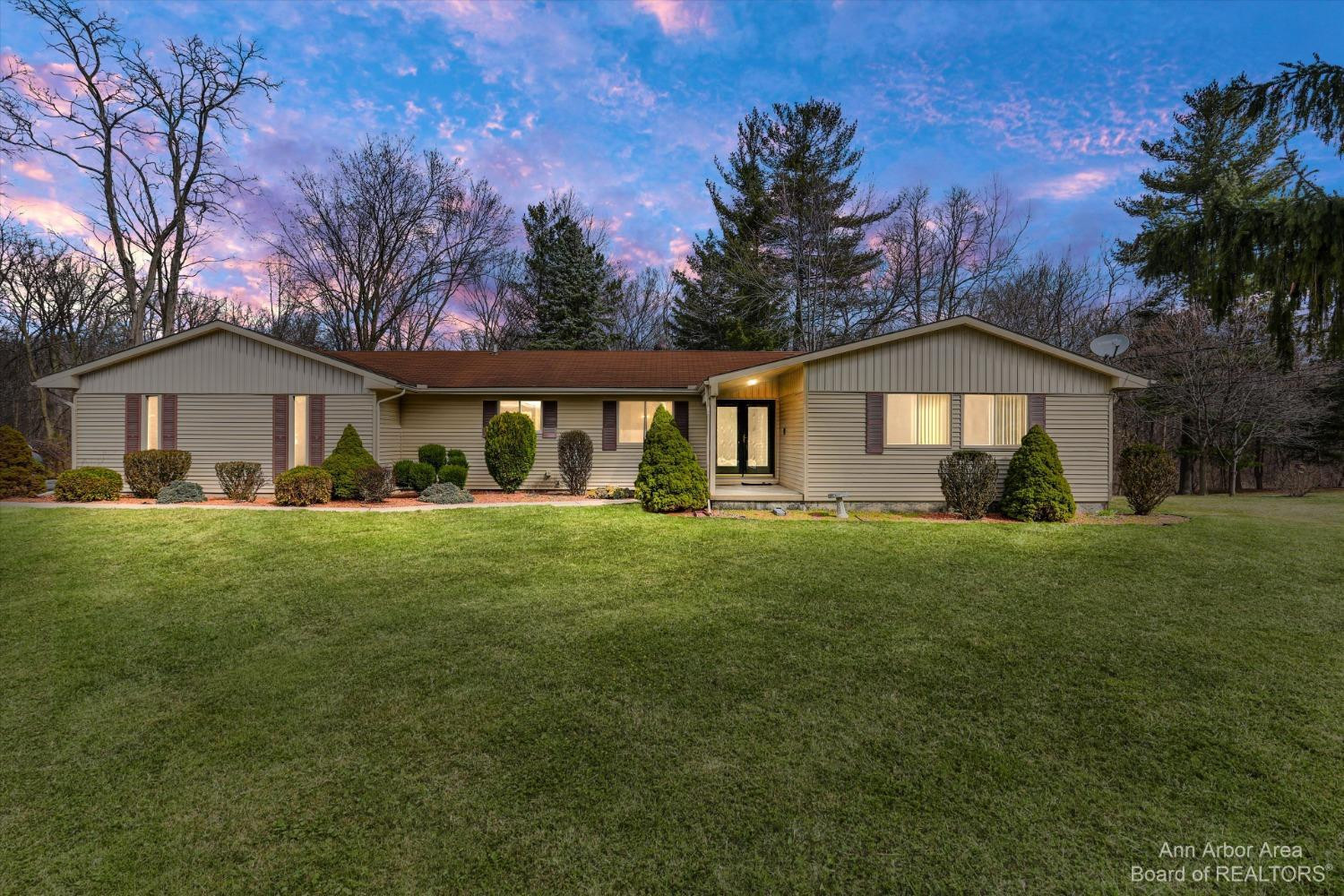 38610 Warren Road Westland, MI 48185 - Photo 1 of 41 Photo 1