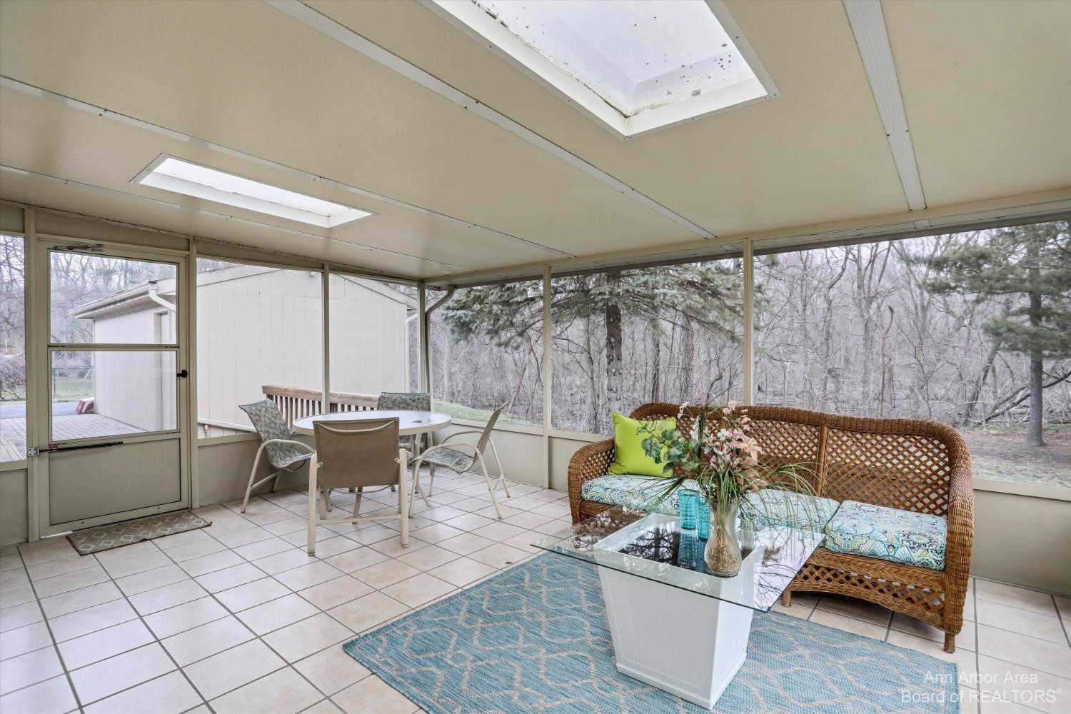 38610 Warren Road Westland, MI 48185 - Photo 18 of 41 Photo 18