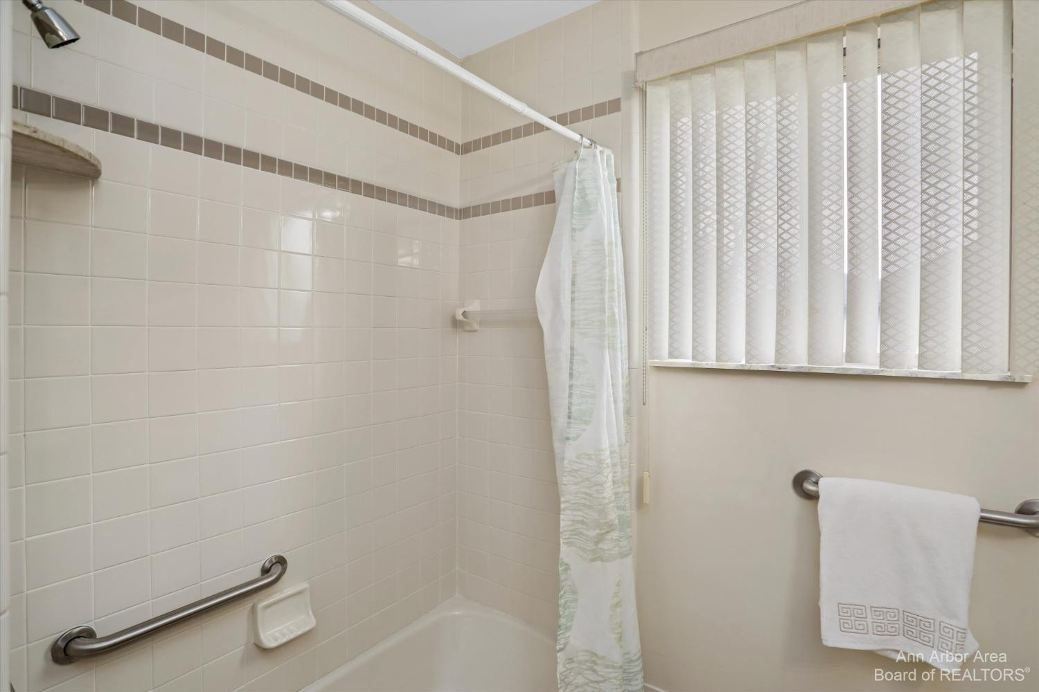 38610 Warren Road Westland, MI 48185 - Photo 22 of 41 Photo 22