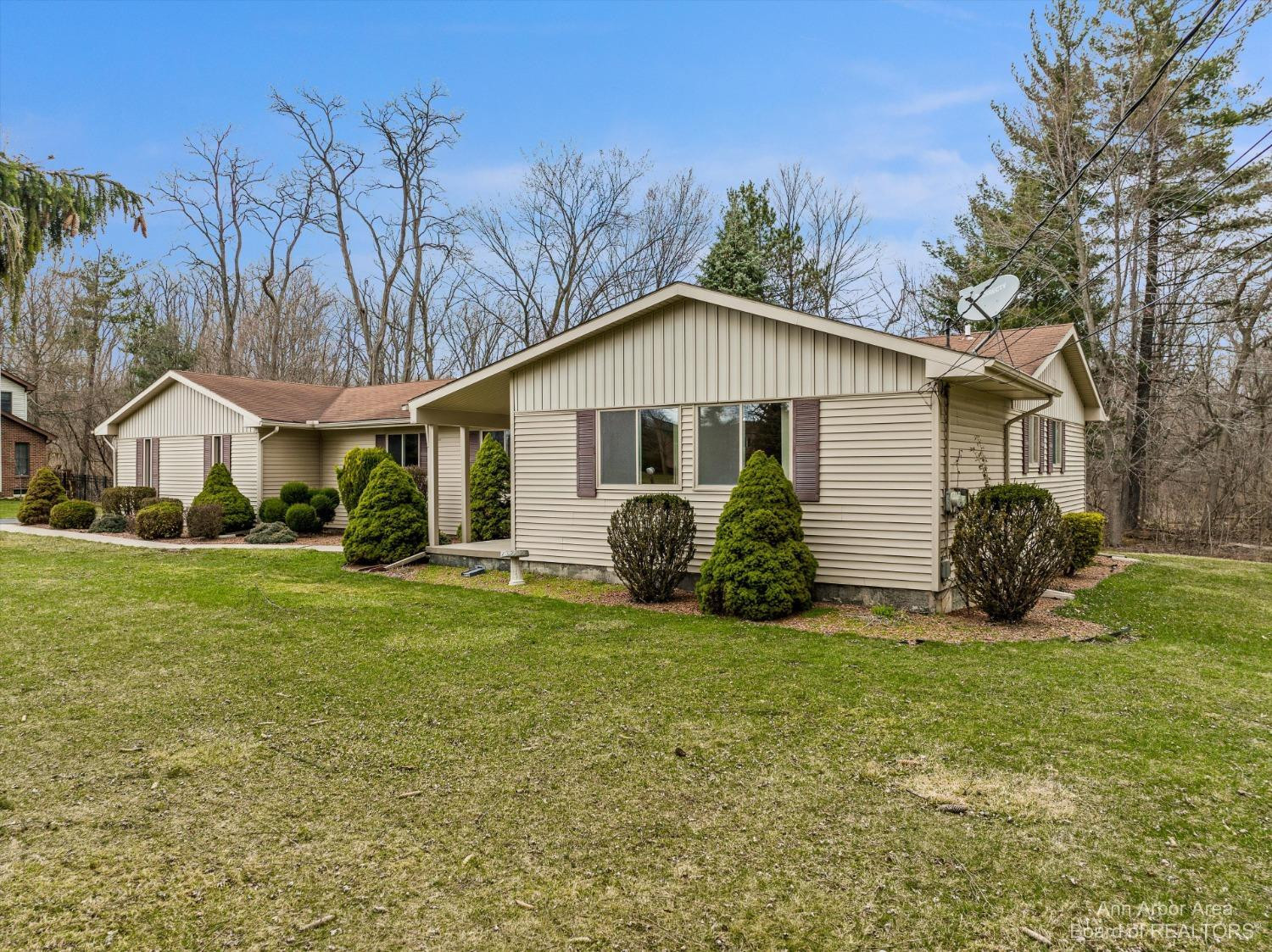 38610 Warren Road Westland, MI 48185 - Photo 4 of 41 Photo 4