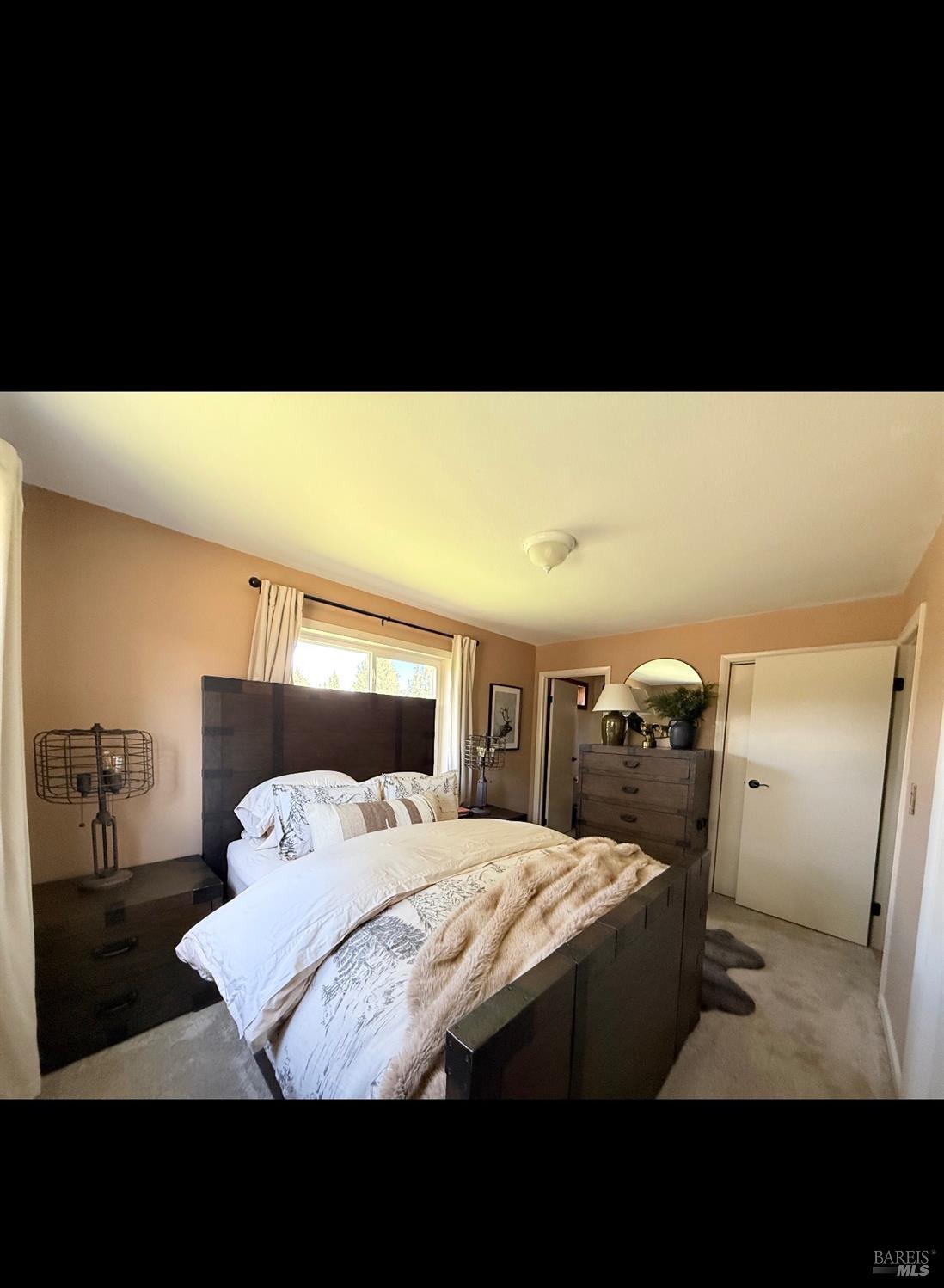 3004 Pencil Road Alturas, CA 96101 - Photo 2 of 40 a view of bedroom with furniture