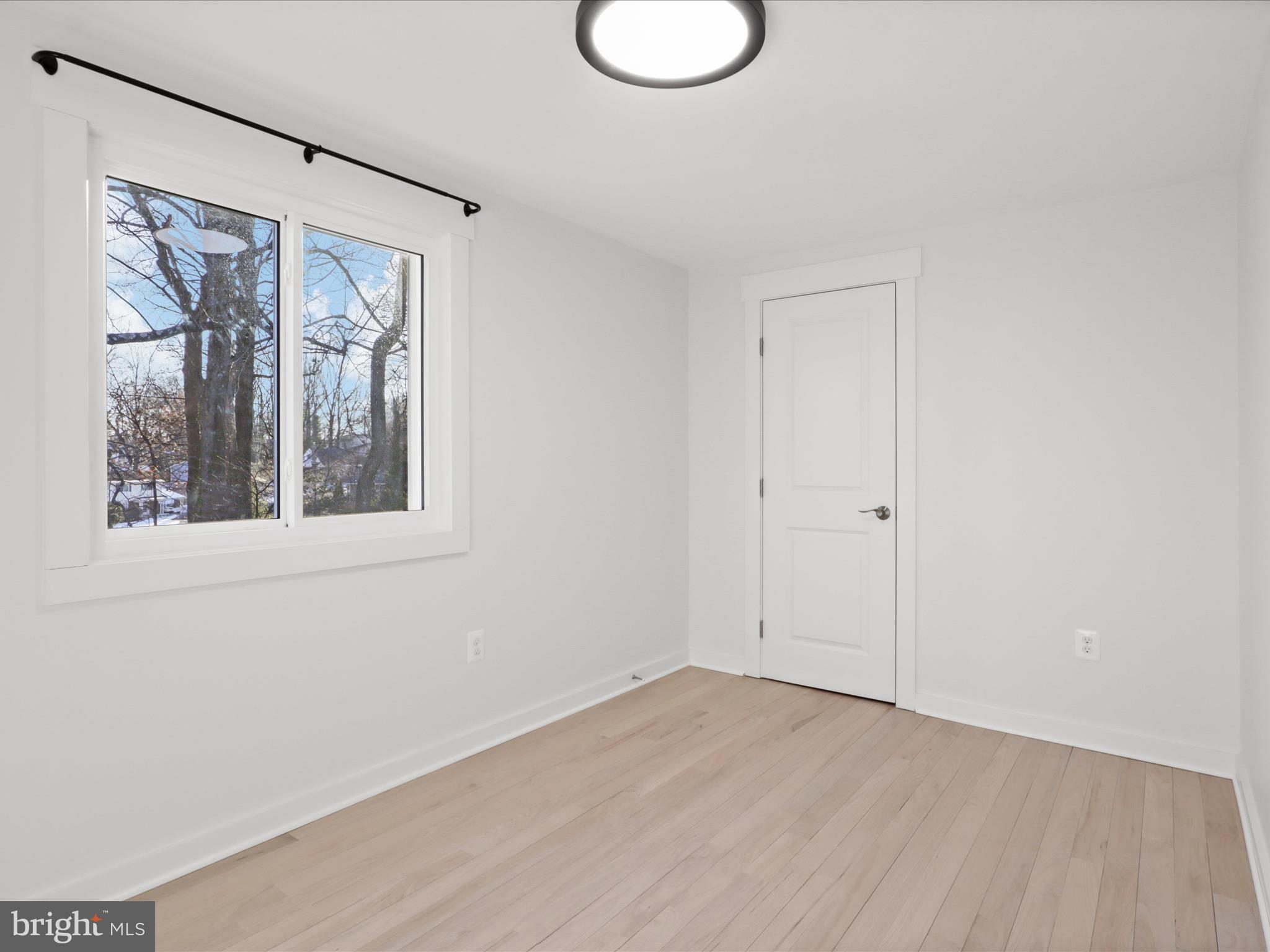 10181 Wavell Road Fairfax, VA 22032 - Photo 27 of 43 Upper Level Bedroom 3 12'7" x 7'9"