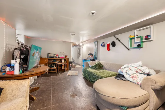 $525,000 | 195 Iris Street, Mahtomedi, MN 55115