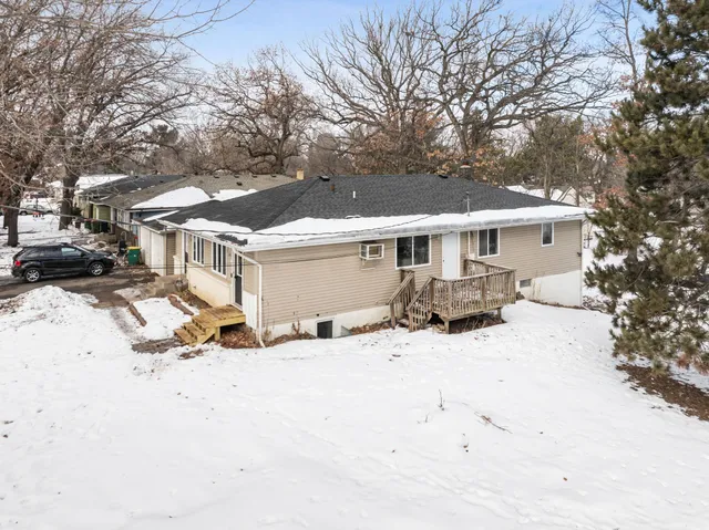 $525,000 | 195 Iris Street, Mahtomedi, MN 55115