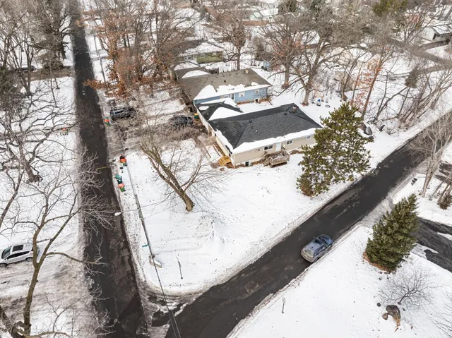 $525,000 | 195 Iris Street, Mahtomedi, MN 55115