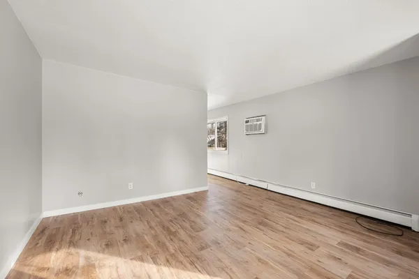 $500,000 | 195 Iris Street, Mahtomedi, MN 55115